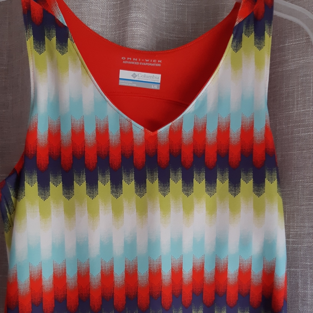 😊 3/$40 Columbia Omni Wick Athletic Tank Womans Large